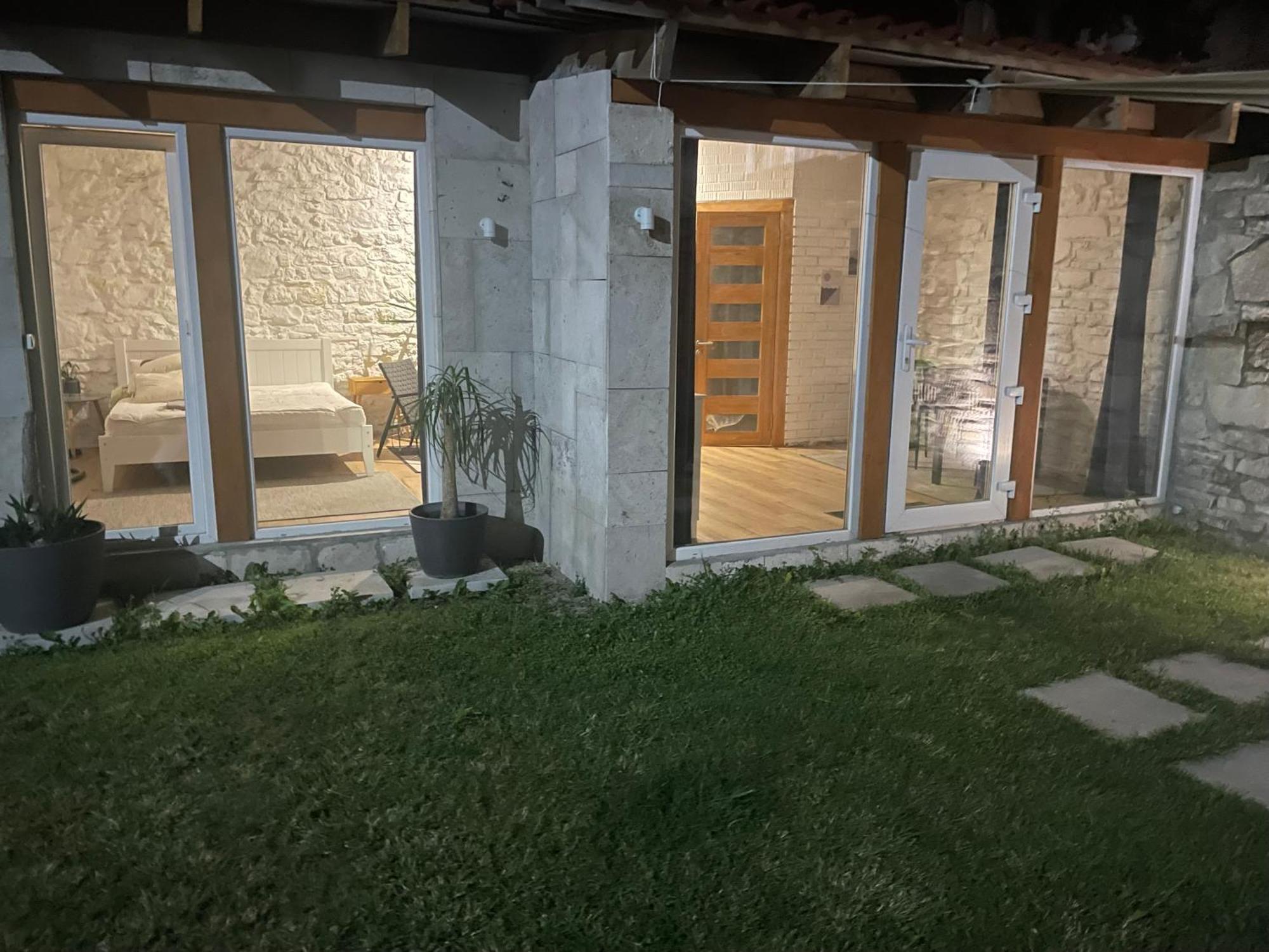 Villa Tatsopus Kamianets-Podilskyi Exterior foto